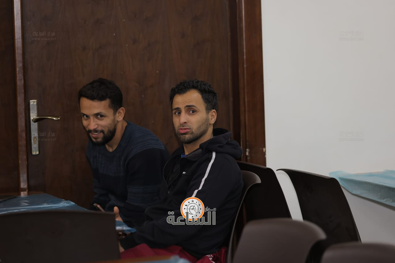 Madar Al-Saa Images 0.8535077211750342