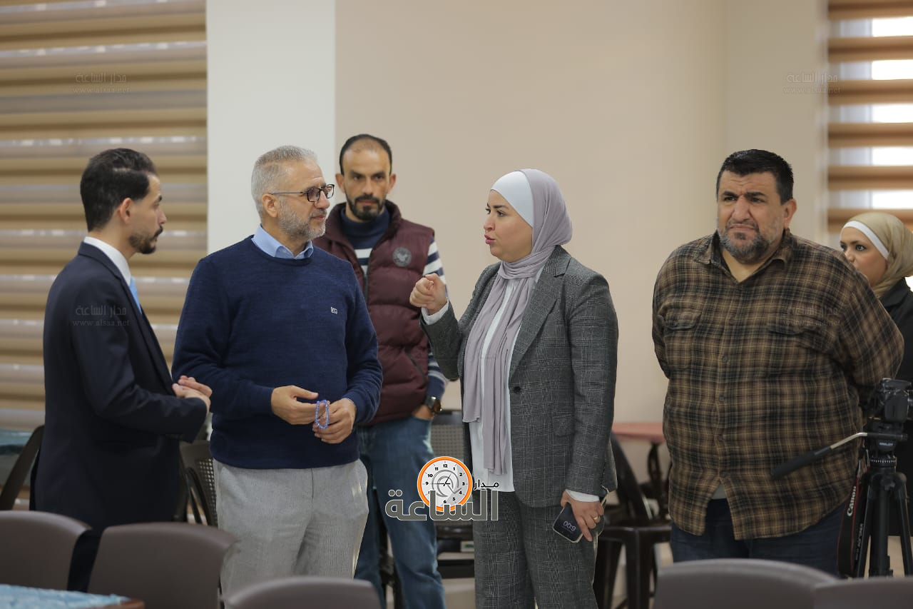 Madar Al-Saa Images 0.4602851668602652