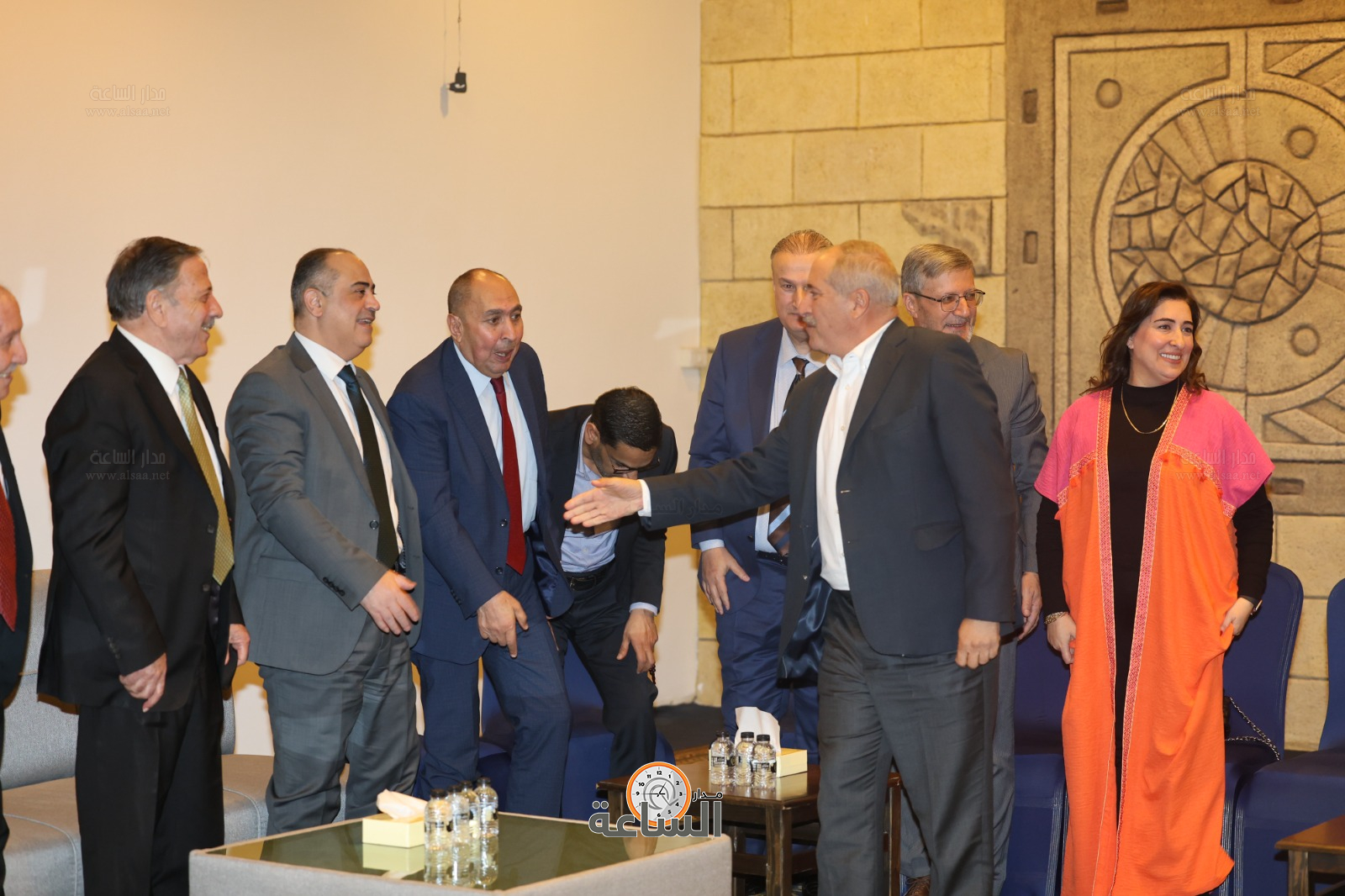 Madar Al-Saa Images 0.7665946442541136