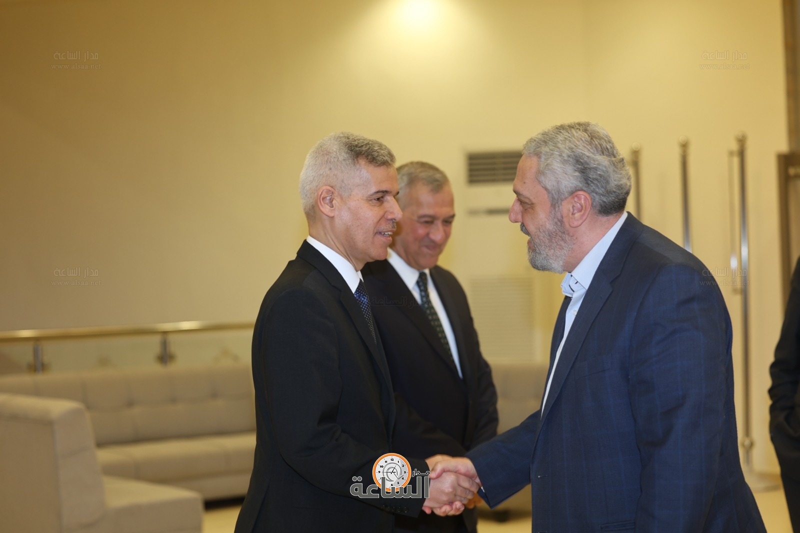 Madar Al-Saa Images 0.727609582711892