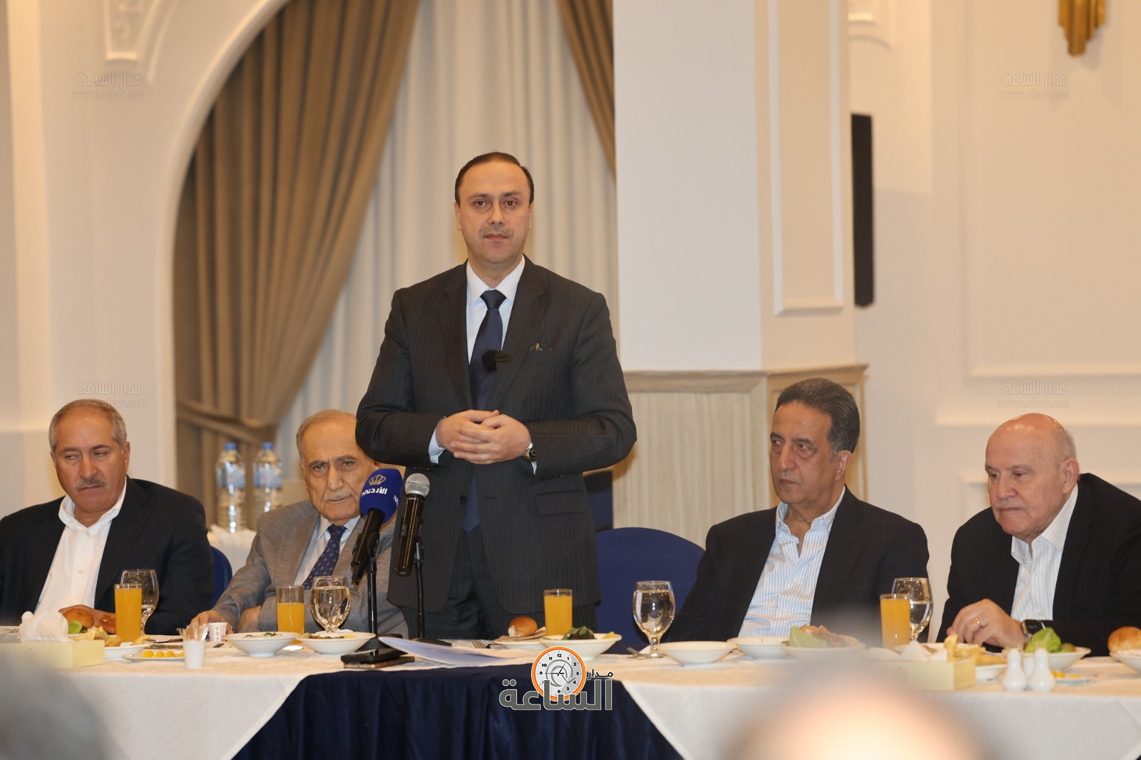 Madar Al-Saa Images 0.3419512776150482