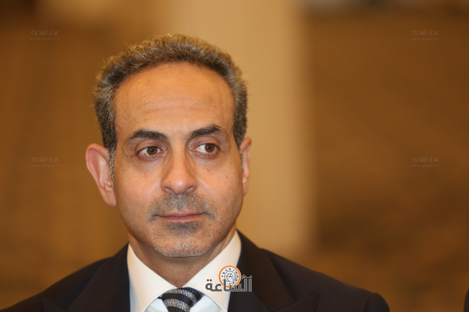 Madar Al-Saa Images 0.727526756870579