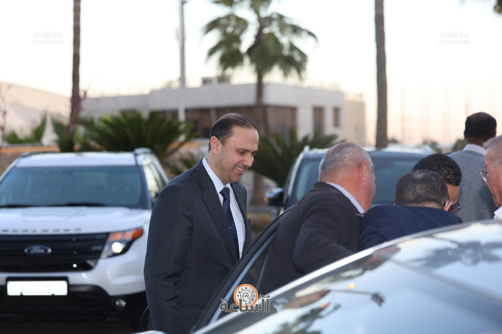 Madar Al-Saa Images 0.5338698434249836