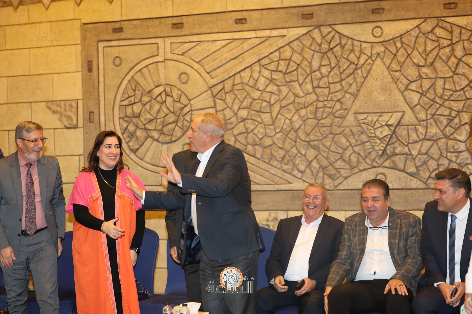 Madar Al-Saa Images 0.3175935286607212