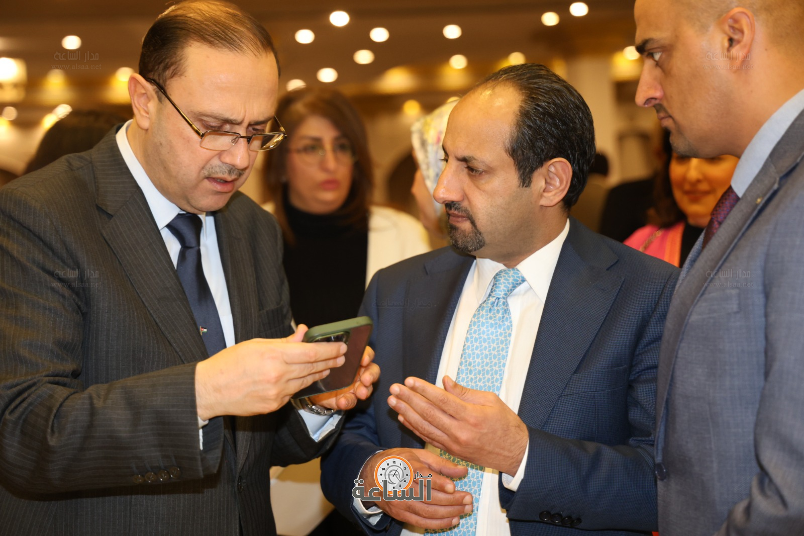 Madar Al-Saa Images 0.37091938055419327