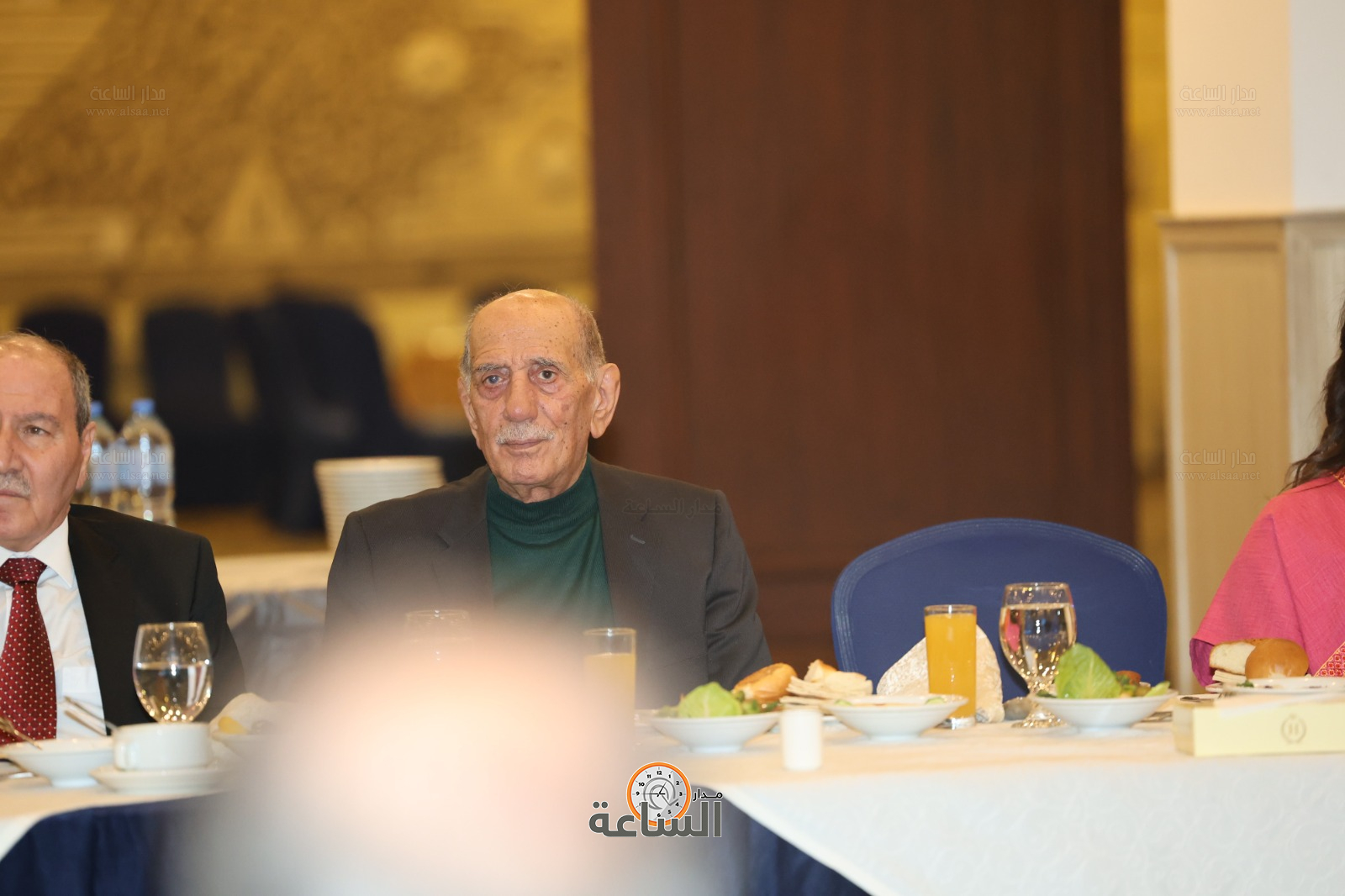 Madar Al-Saa Images 0.8623001649994222