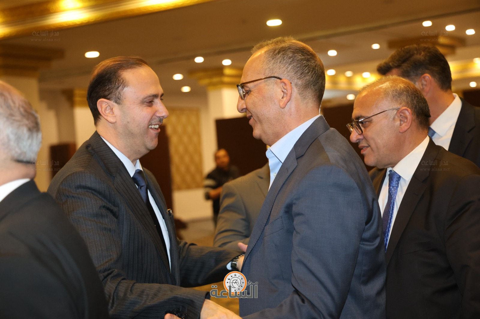 Madar Al-Saa Images 0.4273126548846373