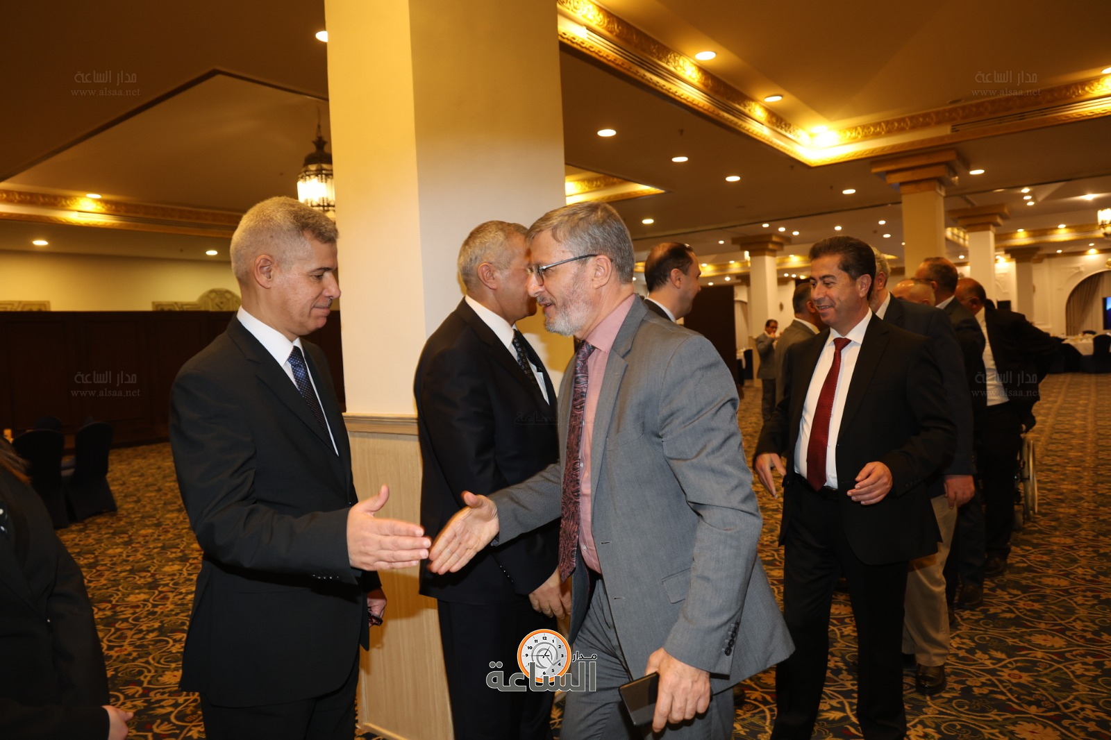 Madar Al-Saa Images 0.8150239573978888