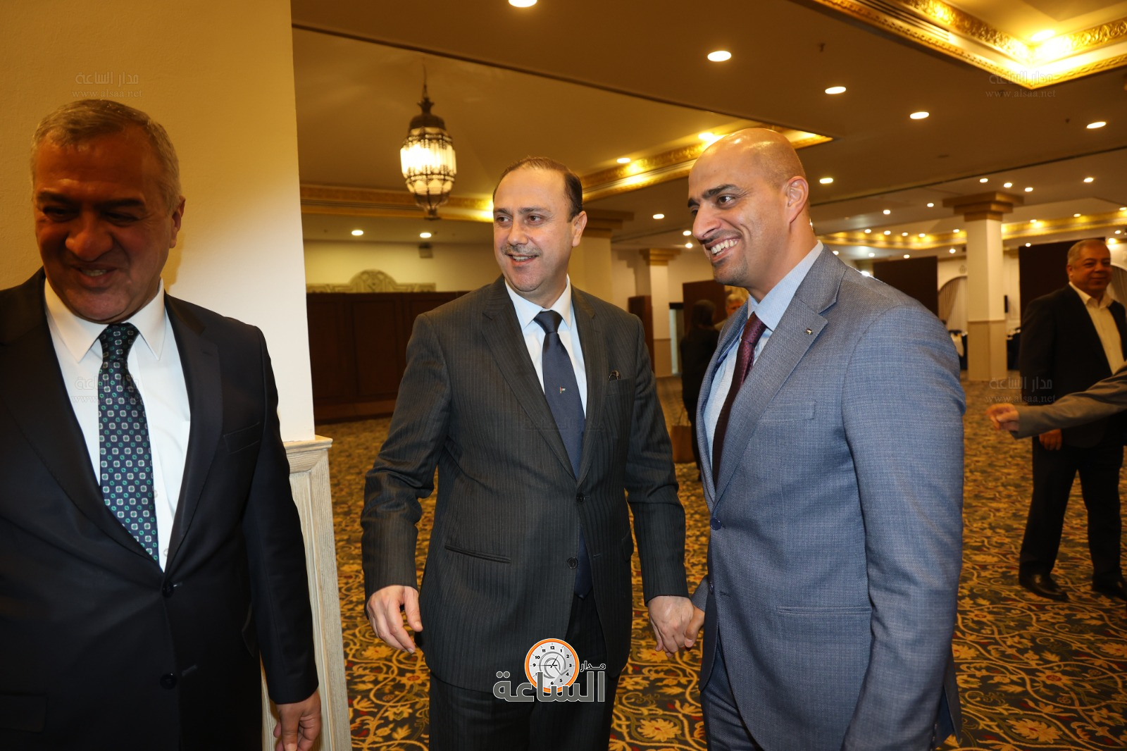 Madar Al-Saa Images 0.050441751087966225