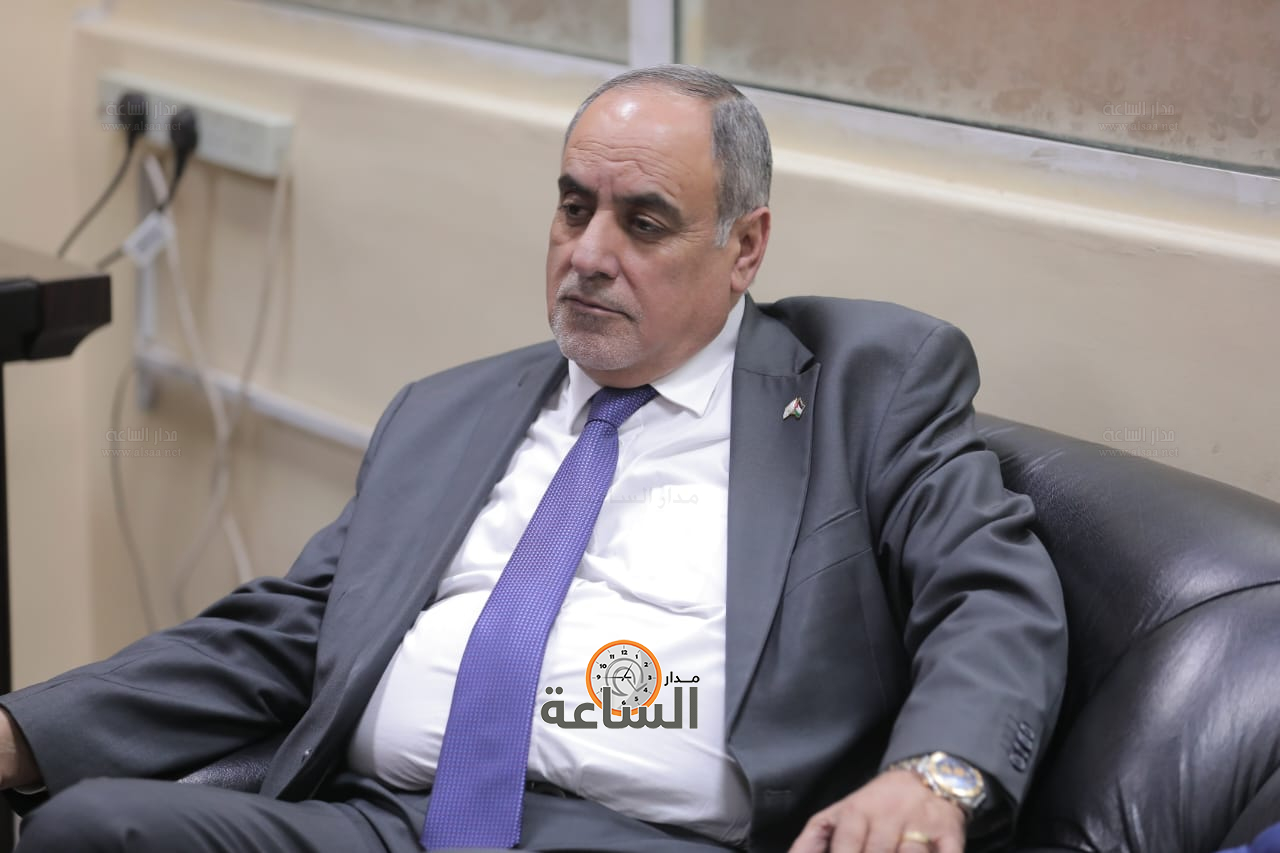 Madar Al-Saa Images 0.0122012304495136