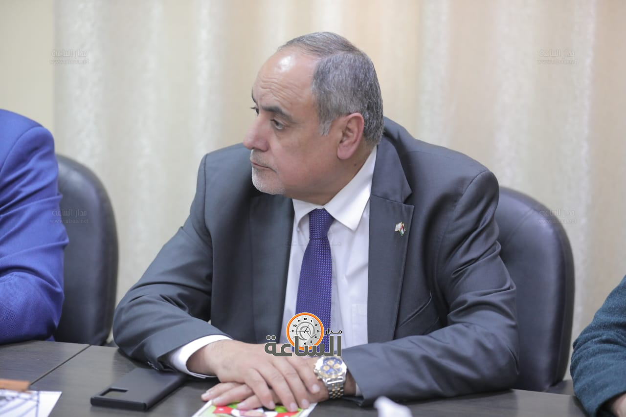 Madar Al-Saa Images 0.6761010620550674