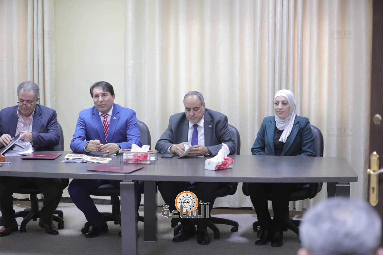 Madar Al-Saa Images 0.9090344235724528