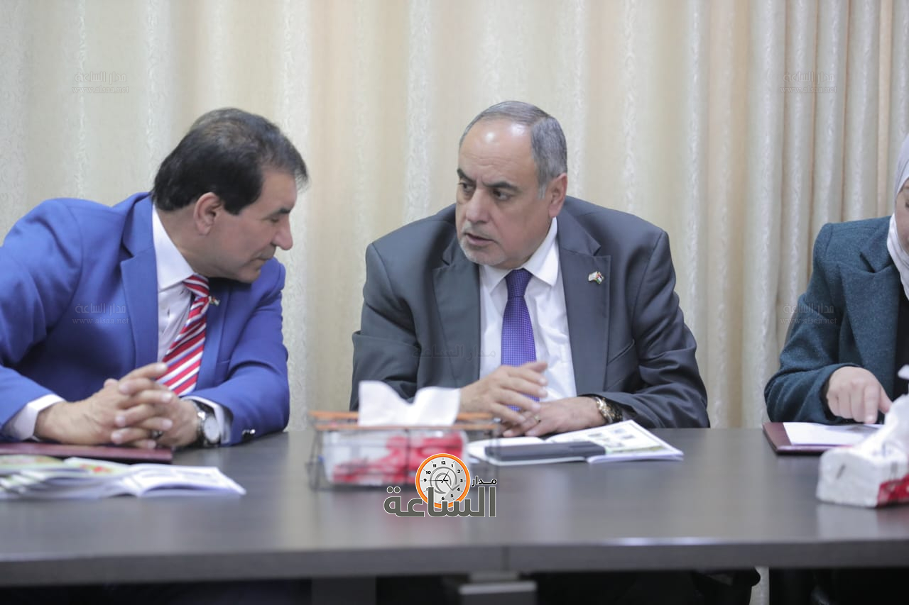 Madar Al-Saa Images 0.39569913814656155