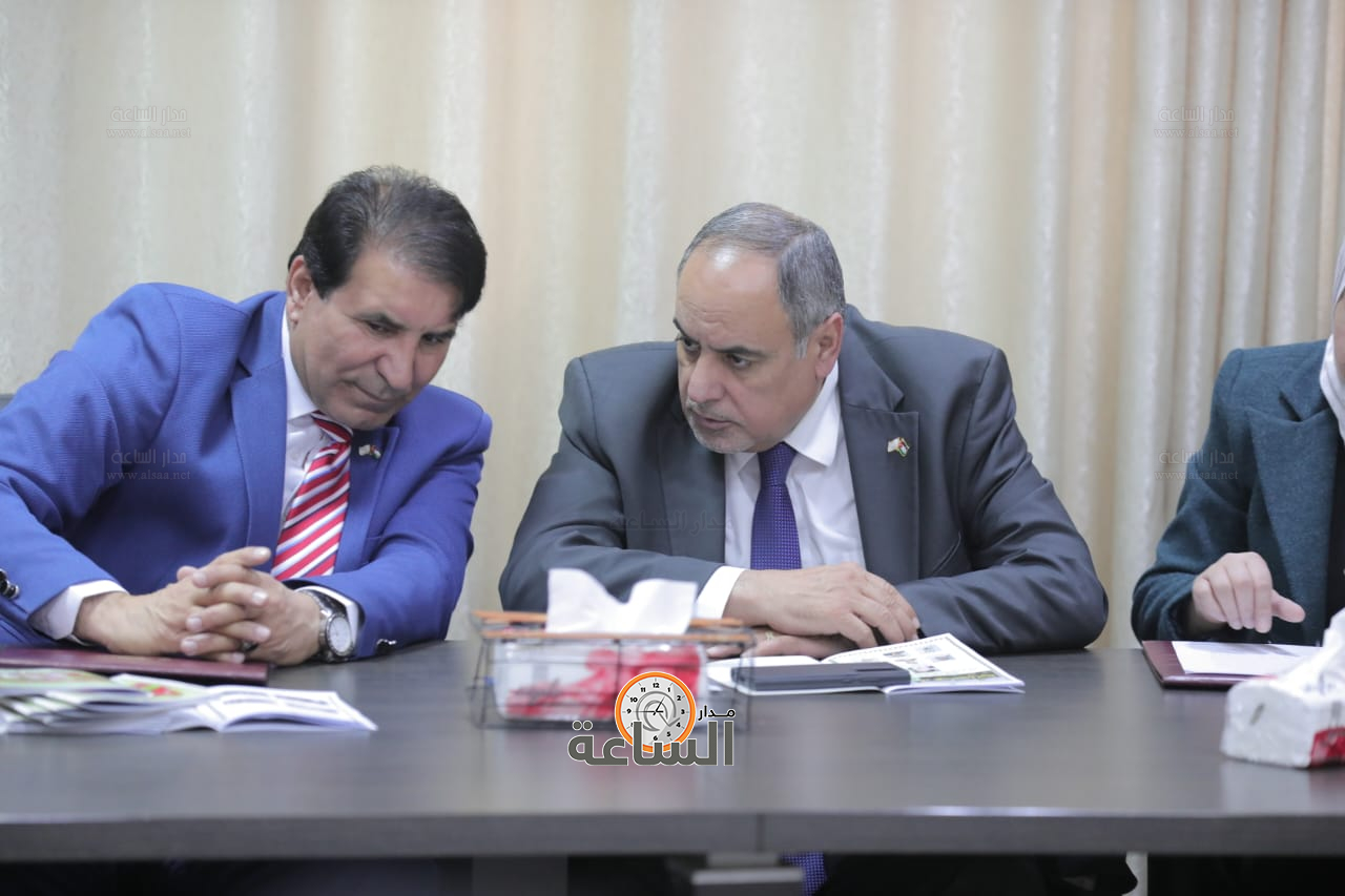 Madar Al-Saa Images 0.7085229338021595