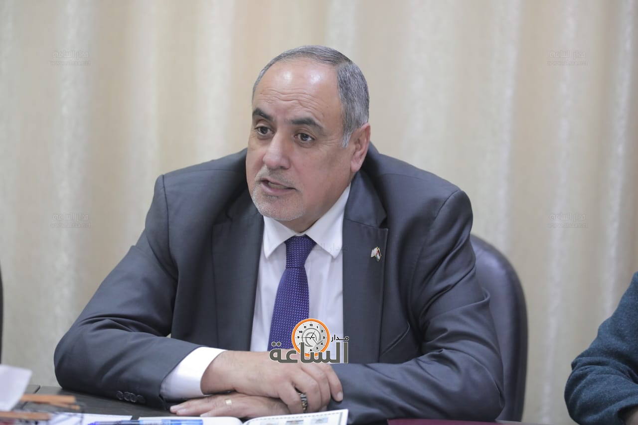 Madar Al-Saa Images 0.2376500952410343