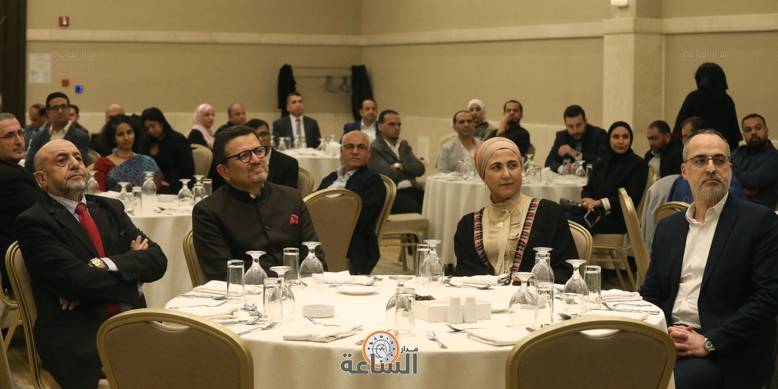 Madar Al-Saa Images 0.0394072786031312