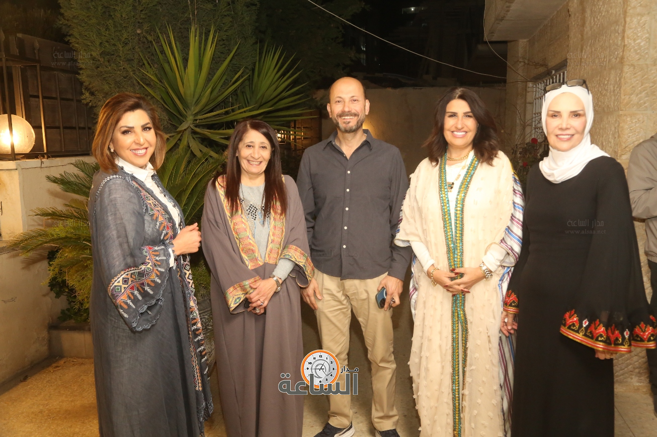 Madar Al-Saa Images 0.7334664220664011