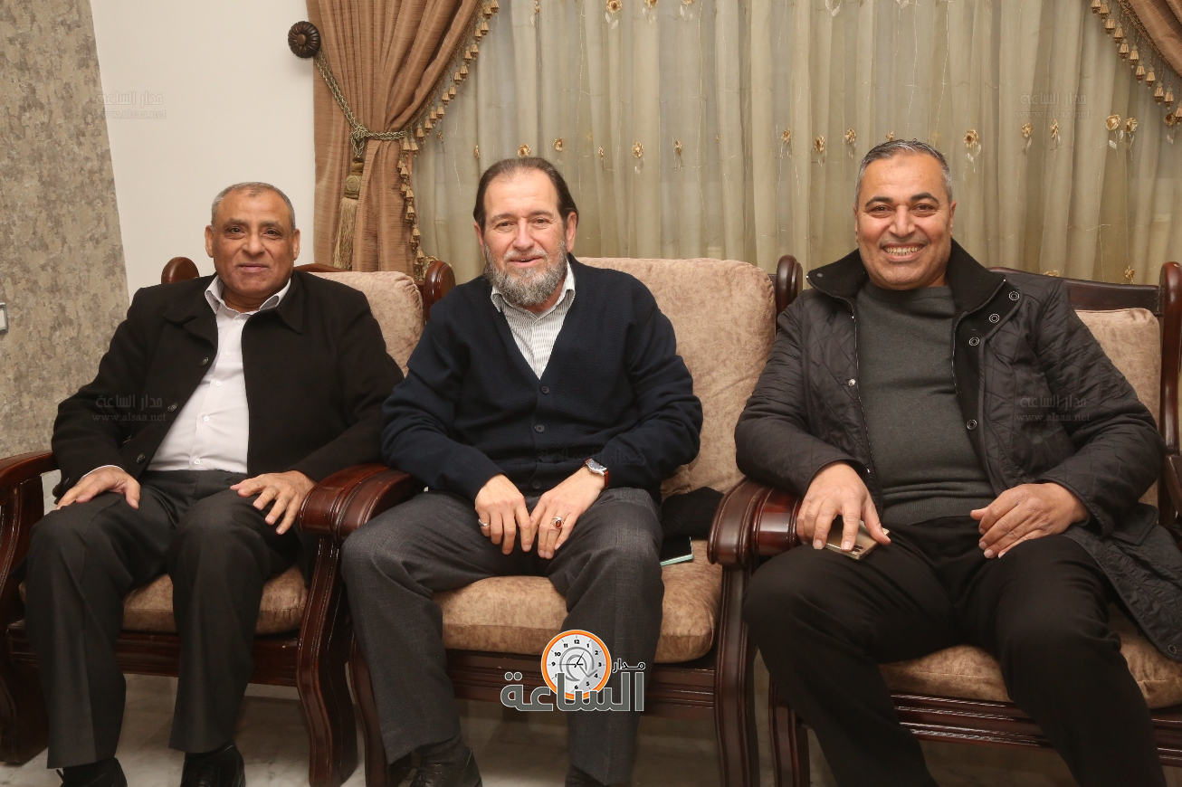 Madar Al-Saa Images 0.3225994105444072