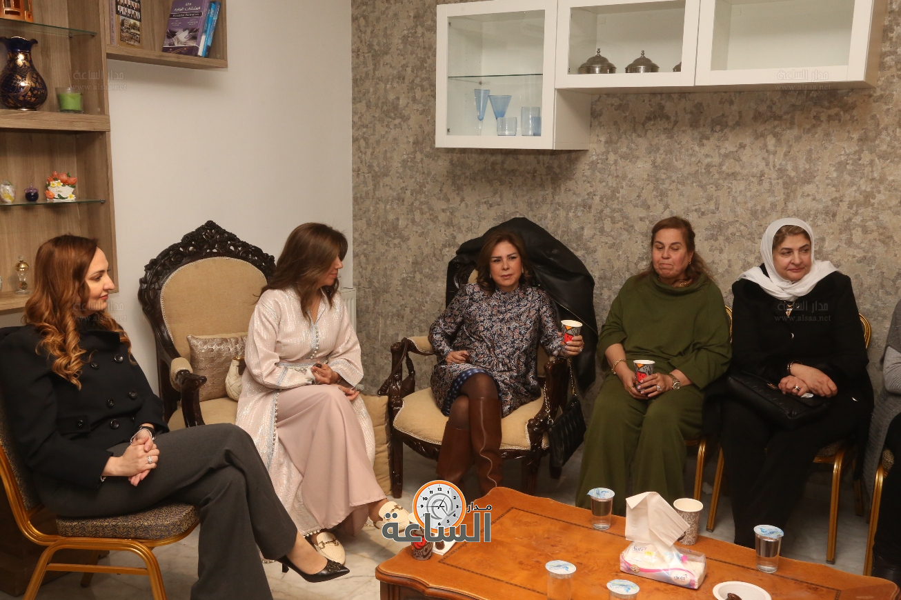 Madar Al-Saa Images 0.6445047397923742