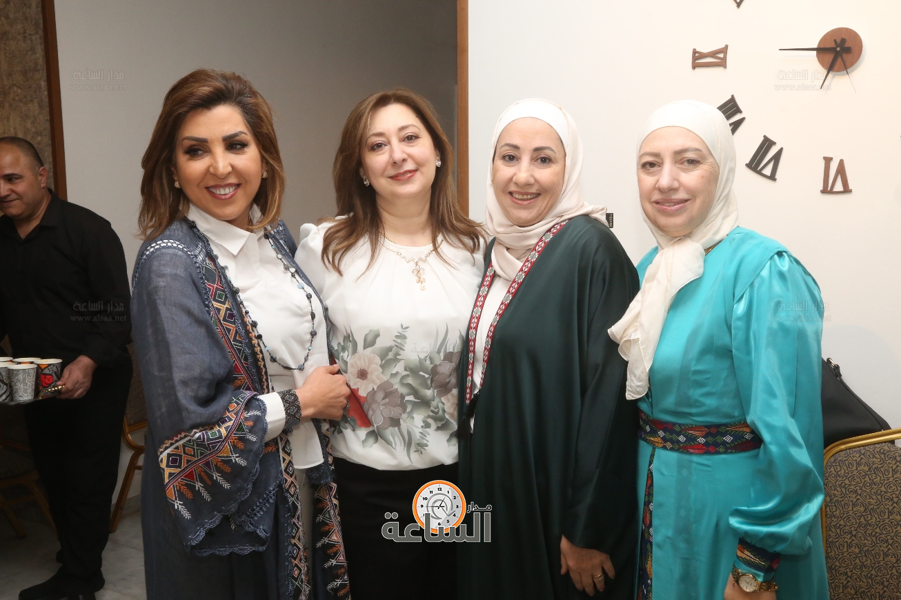 Madar Al-Saa Images 0.8922294629097249