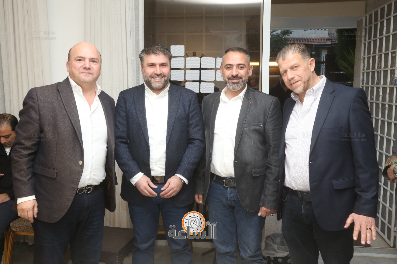 Madar Al-Saa Images 0.7783199663104223