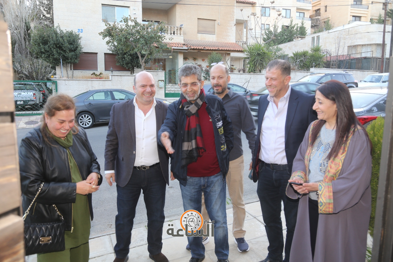 Madar Al-Saa Images 0.8969477129642343