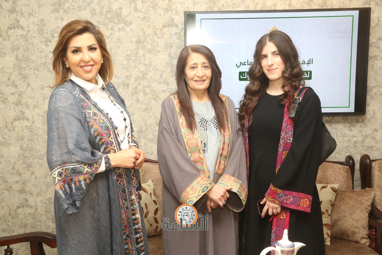 Madar Al-Saa Images 0.52345241319886