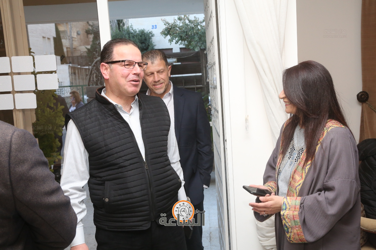 Madar Al-Saa Images 0.05893222722389191