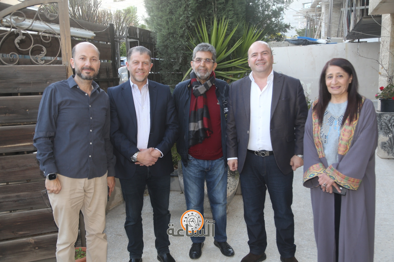 Madar Al-Saa Images 0.3157329204902455