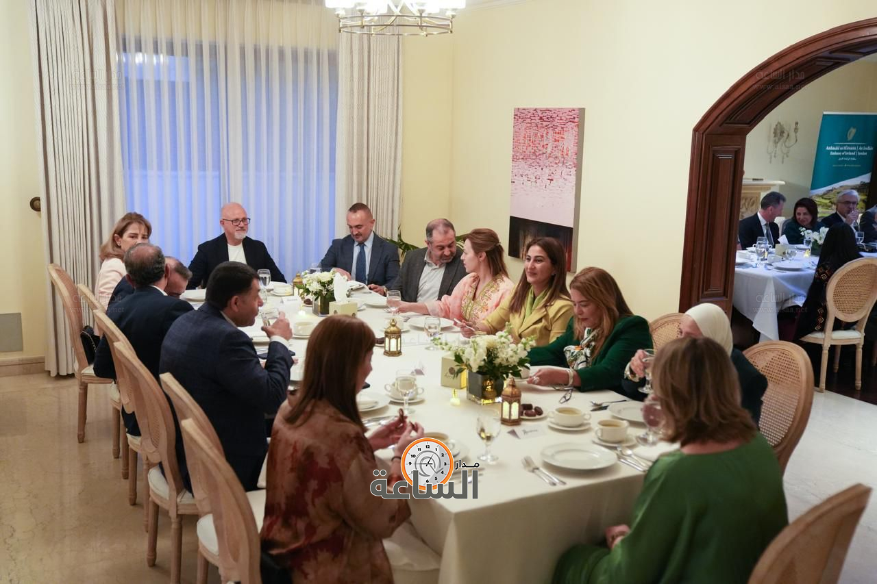 Madar Al-Saa Images 0.5754064120116236