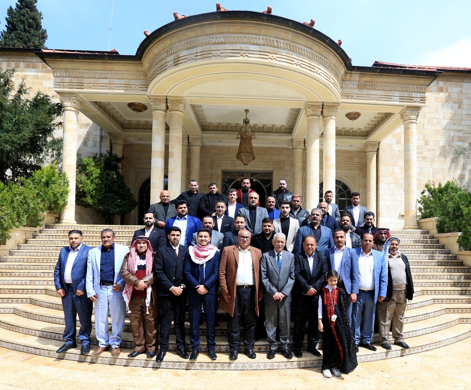 Madar Al-Saa Images 0.7271883387965838