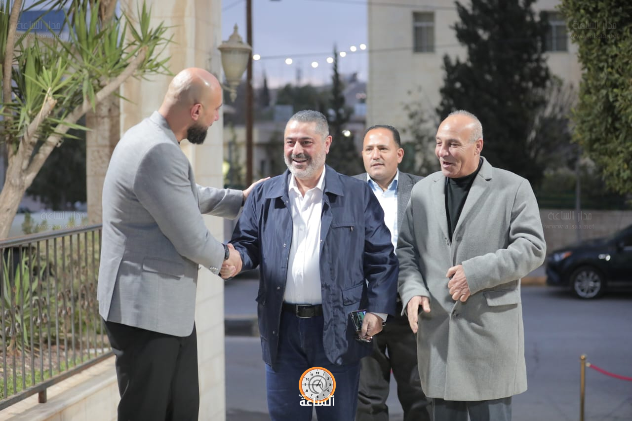 Madar Al-Saa Images 0.971761870598435