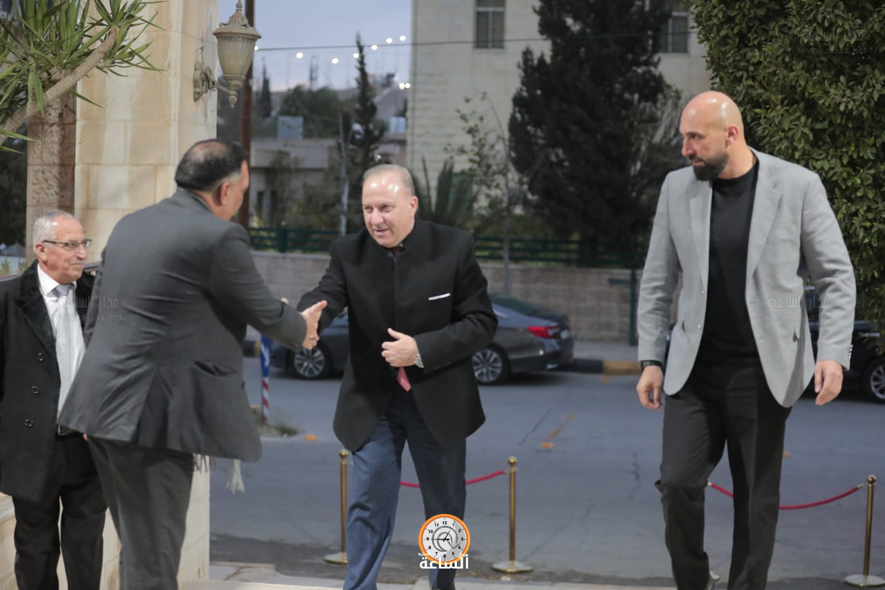 Madar Al-Saa Images 0.9952559558660146