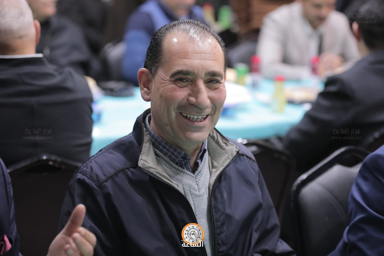 Madar Al-Saa Images 0.9792318676814074