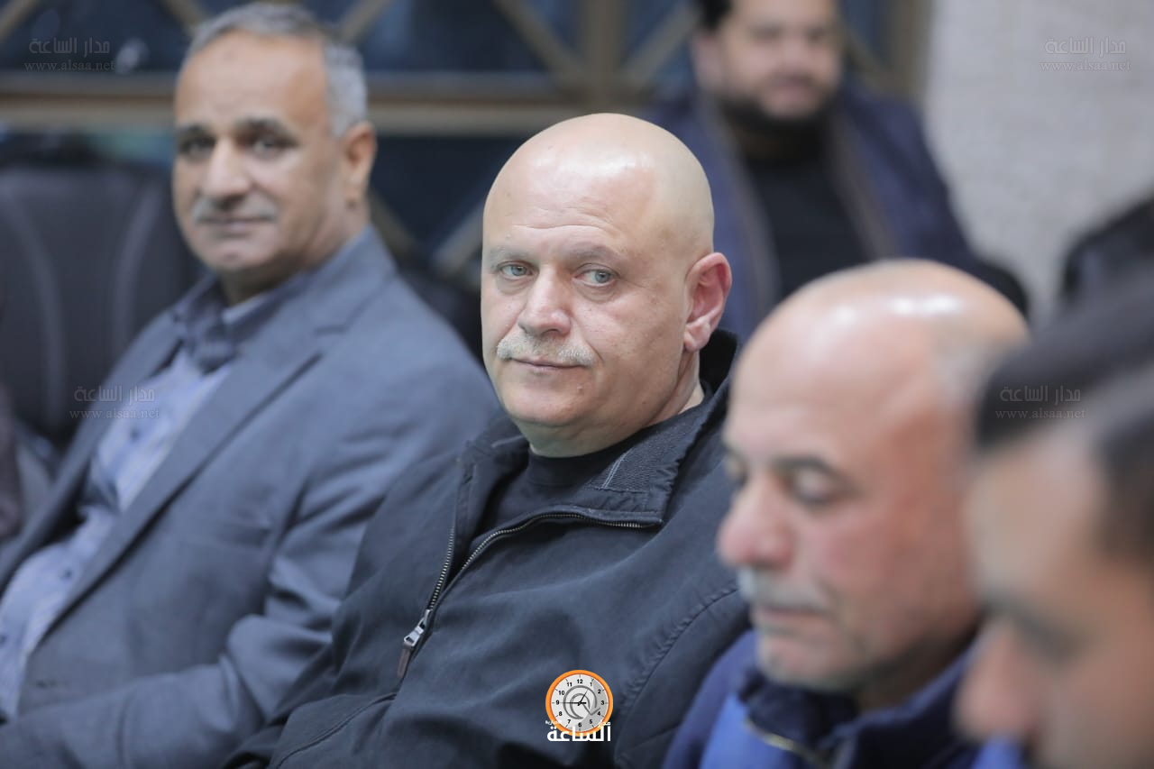 Madar Al-Saa Images 0.9621333812409074