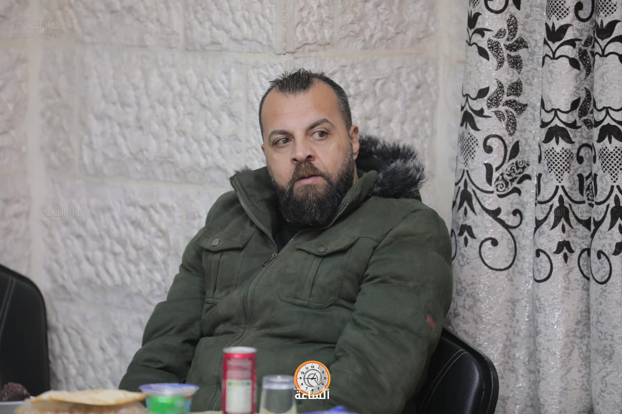 Madar Al-Saa Images 0.1151804585489804