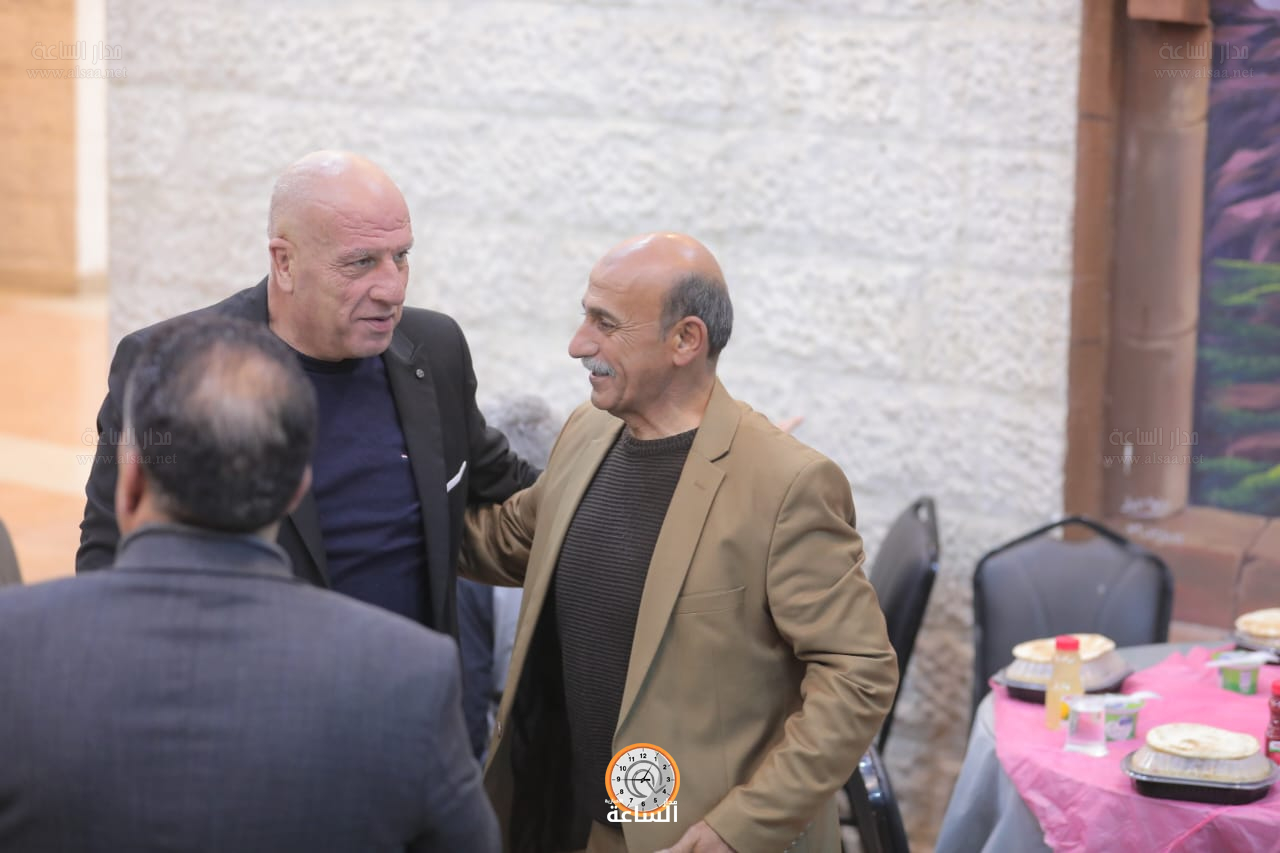 Madar Al-Saa Images 0.4971768042206173