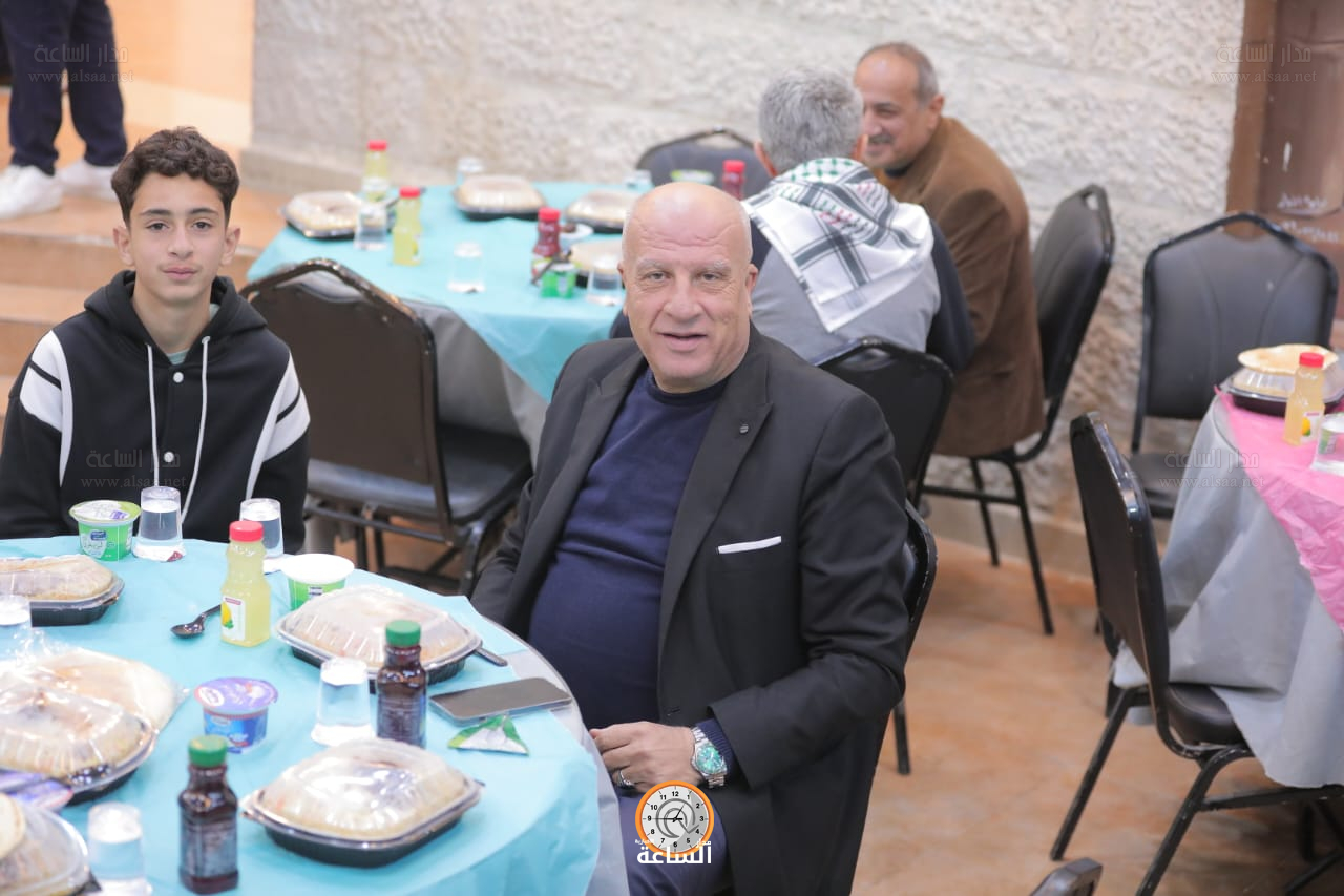 Madar Al-Saa Images 0.3655668493981603