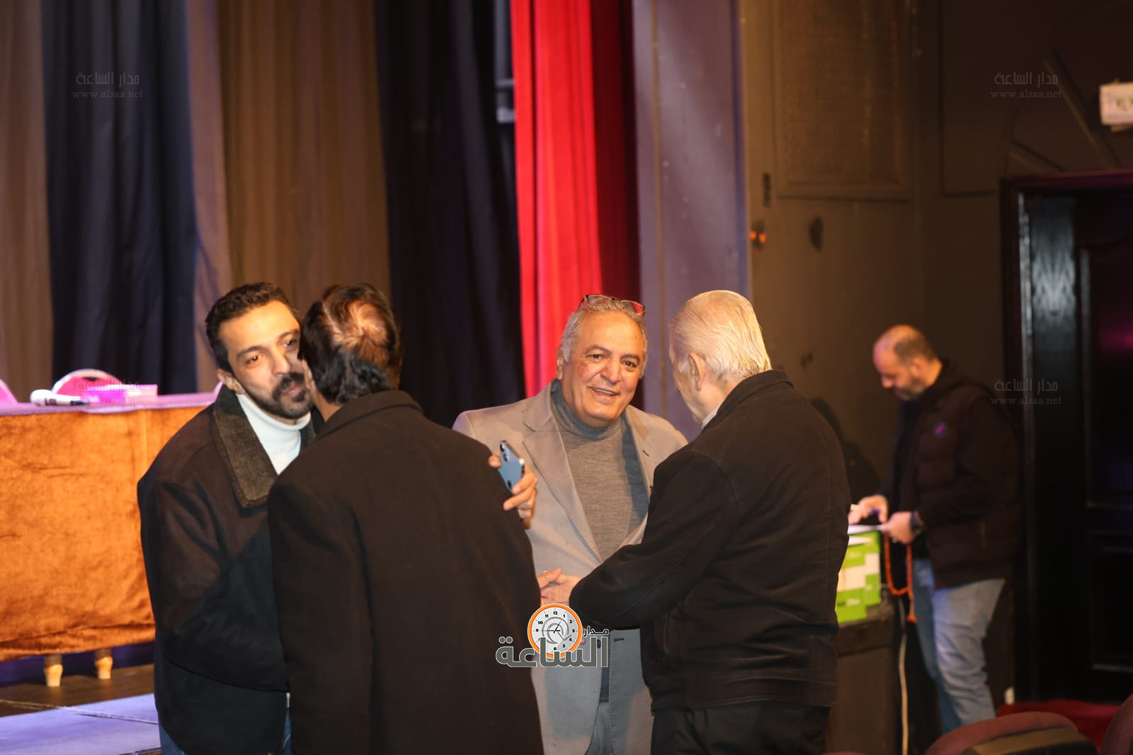 Madar Al-Saa Images 0.46611449270247585