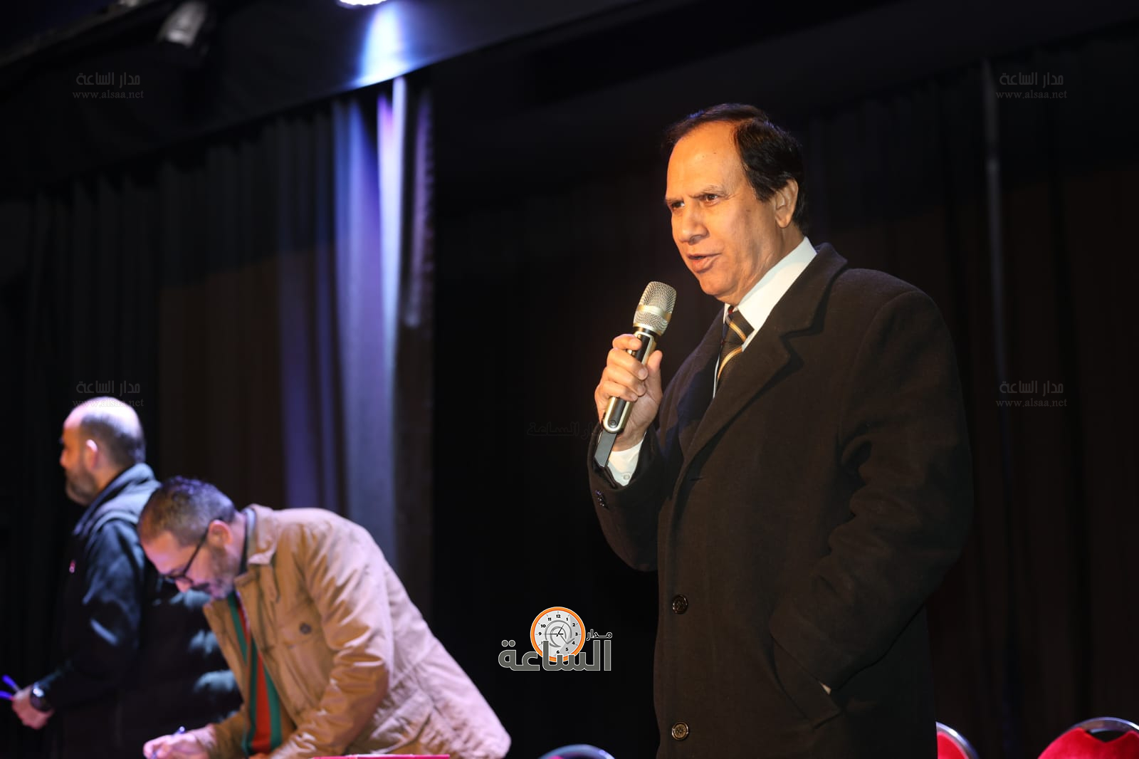 Madar Al-Saa Images 0.2967679851166871