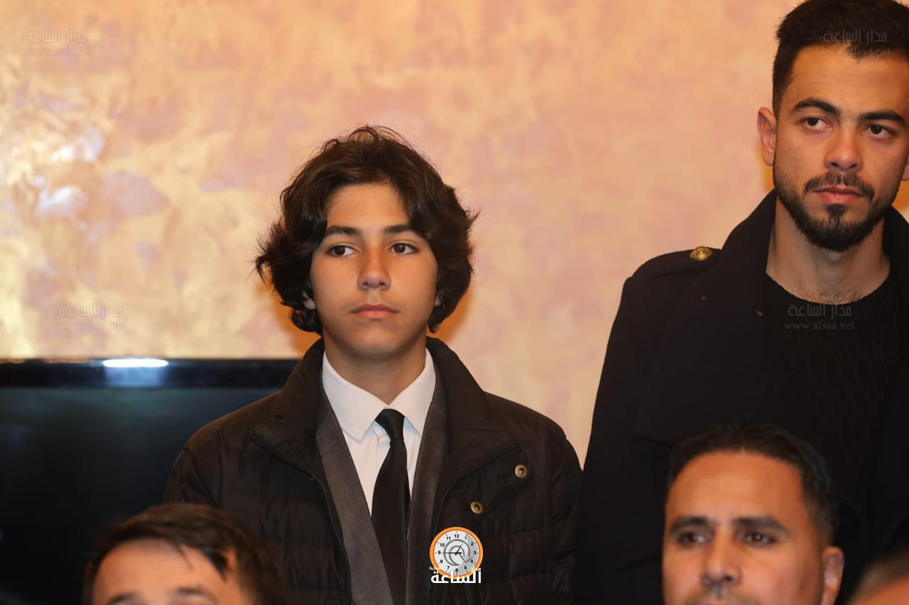 Madar Al-Saa Images 0.24602431189600638