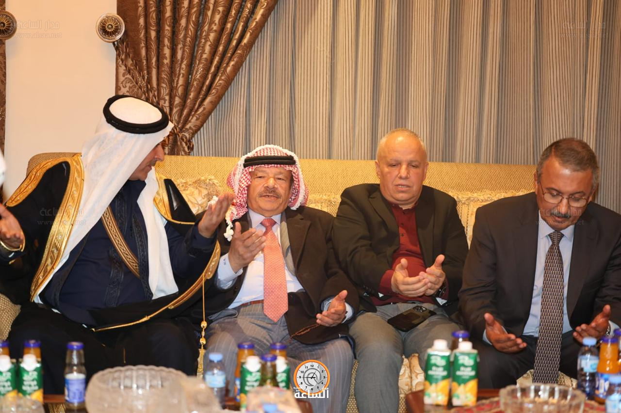 Madar Al-Saa Images 0.6855548801649123