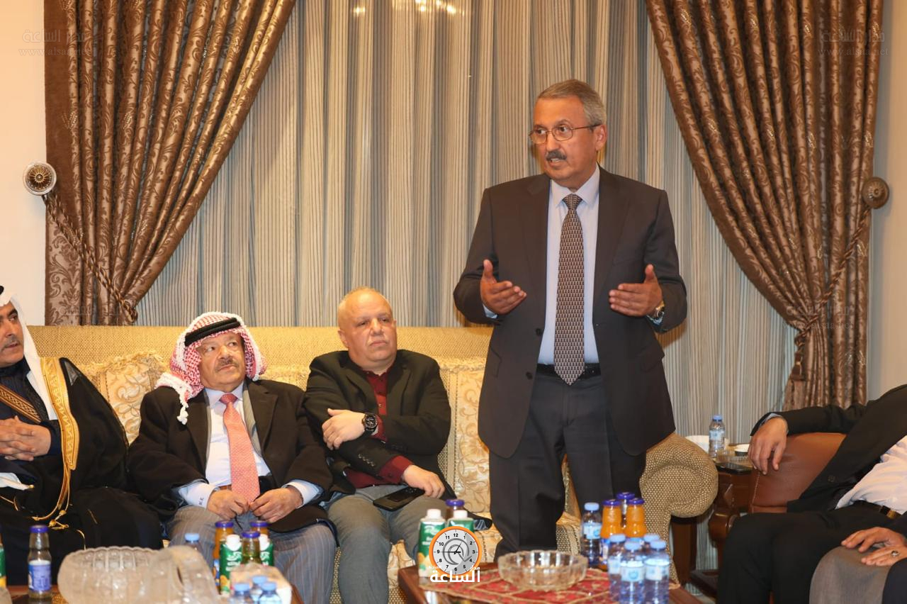 Madar Al-Saa Images 0.22006659601235468