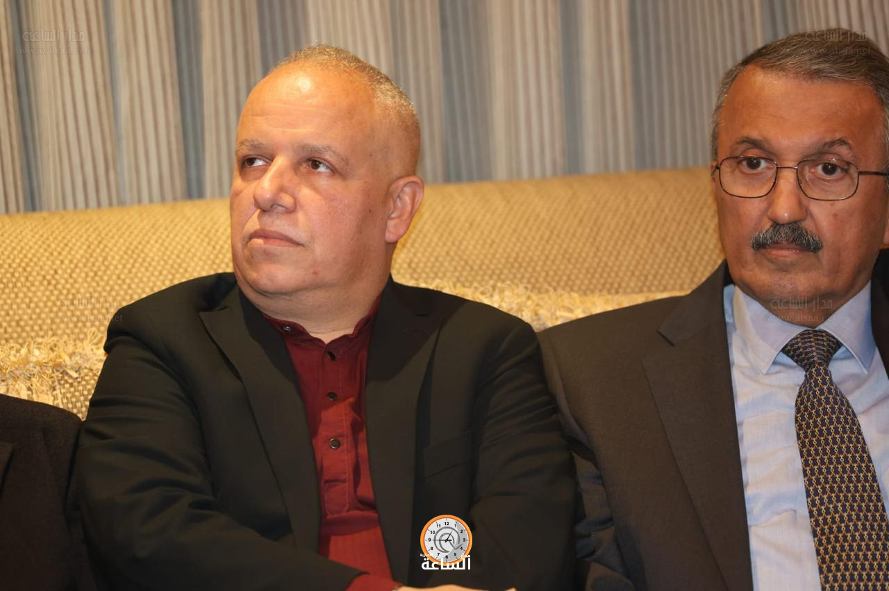 Madar Al-Saa Images 0.39883792463475687