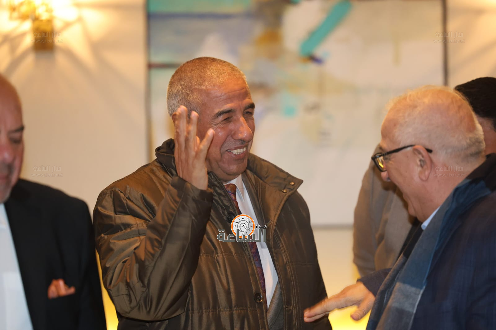 Madar Al-Saa Images 0.4057613515429017