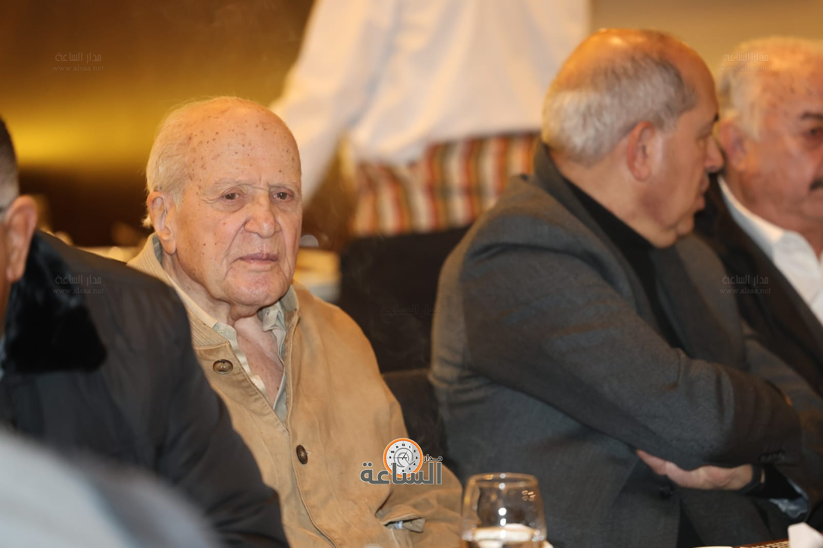 Madar Al-Saa Images 0.13615629130106655