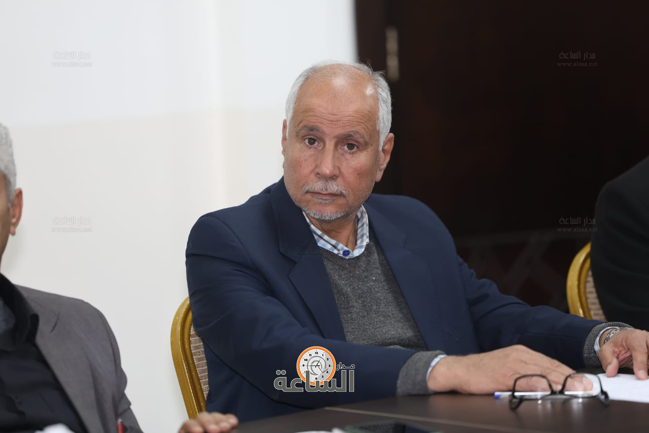 Madar Al-Saa Images 0.7967904322022974