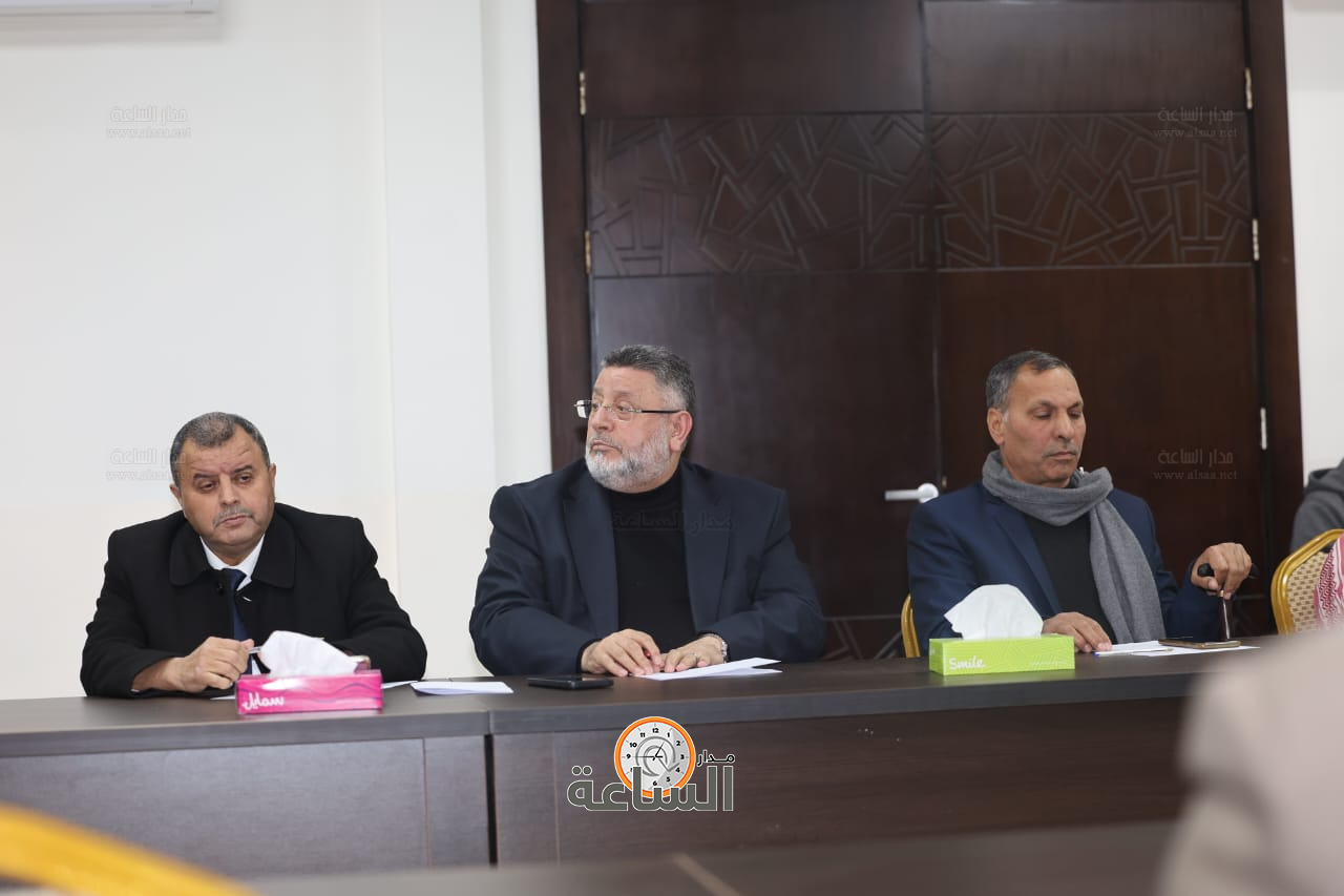 Madar Al-Saa Images 0.48829719002334215