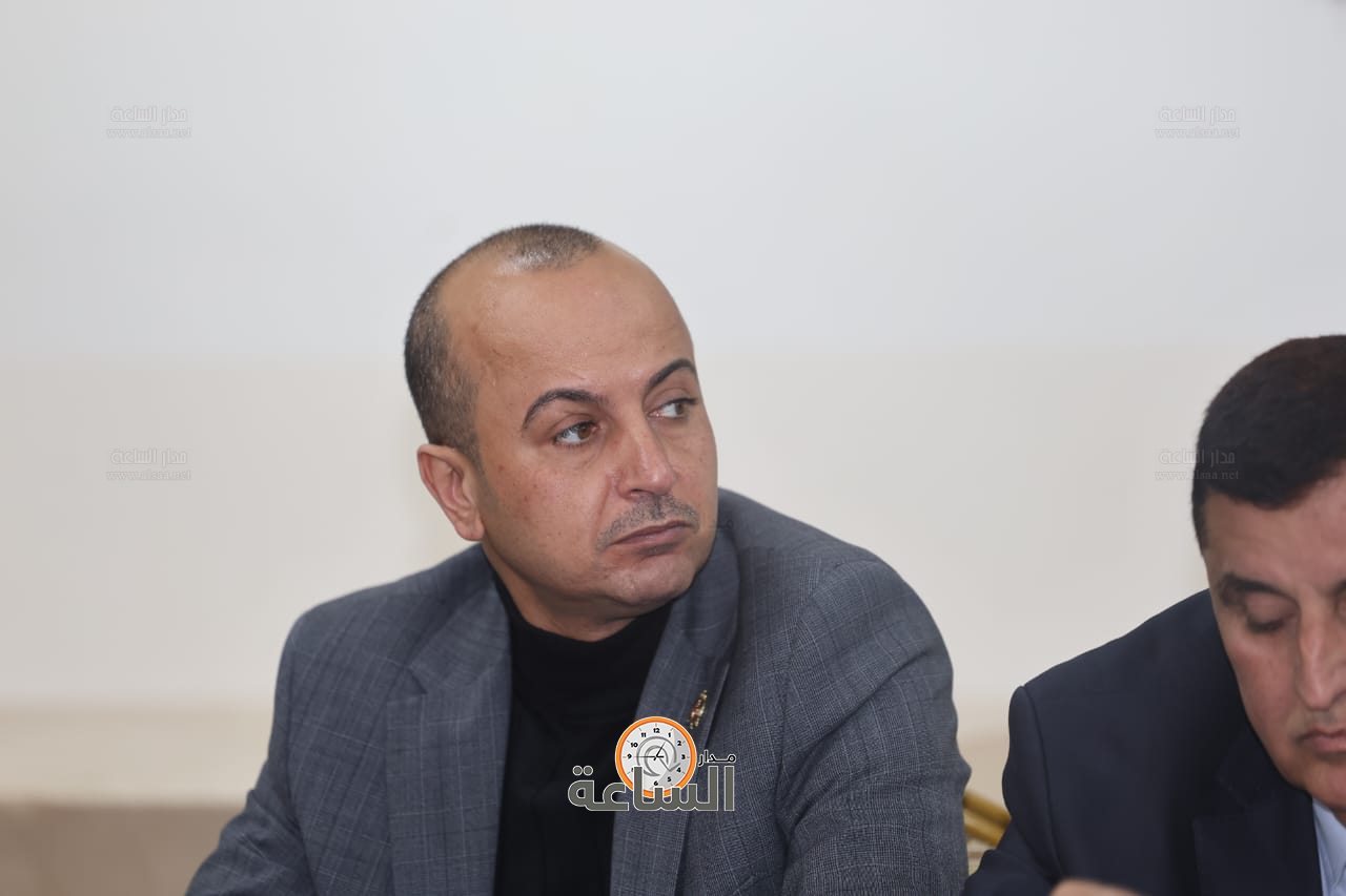 Madar Al-Saa Images 0.4232360701687685