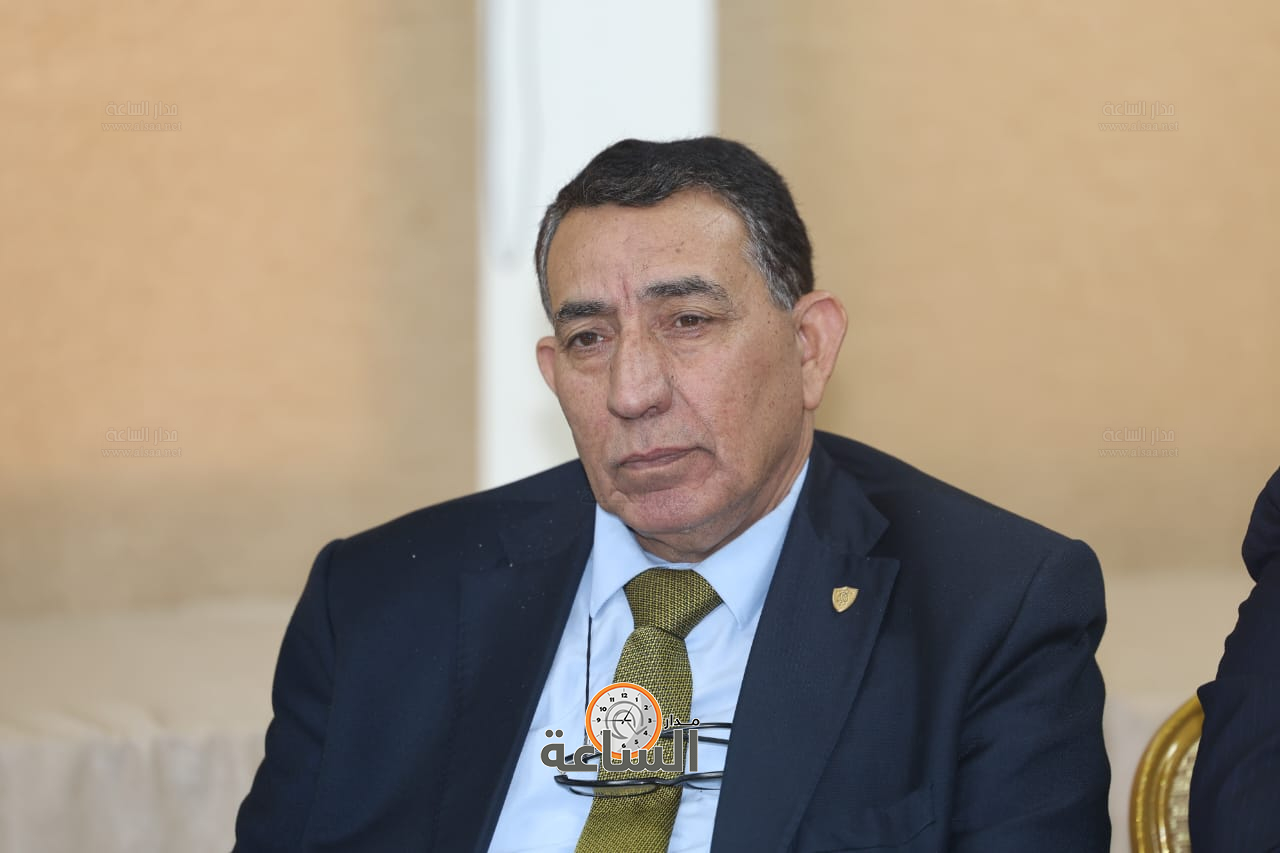 Madar Al-Saa Images 0.16862848295873056